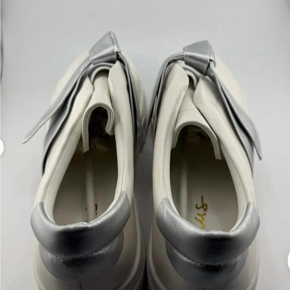 Lulu's White and Silver Women's Sneakers